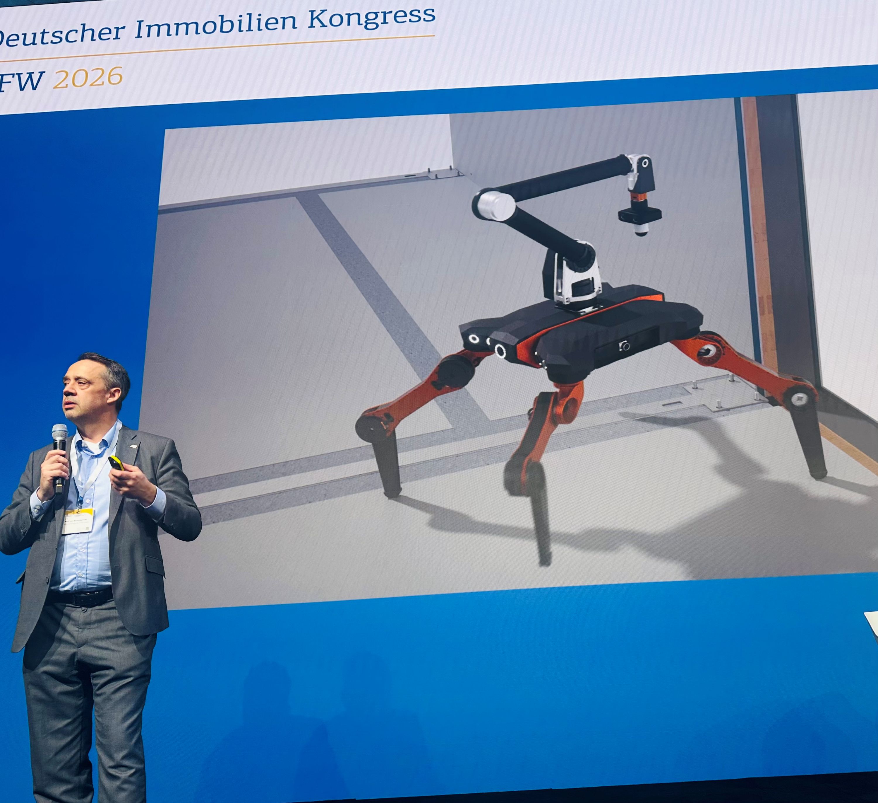 Wulf von Borzyskowski präsentiert MANTIS den Bauroboter von ALL3 Construction Germany | BERLINboxx